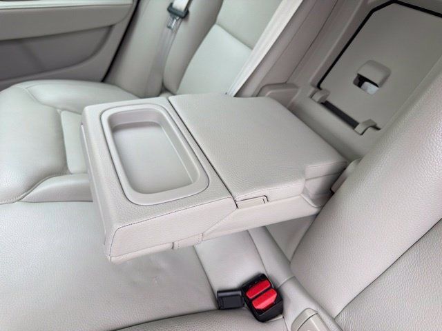 Used 2018 Volvo S90 T5 Momentum w/ Convenience Package AWD/4WD image 16