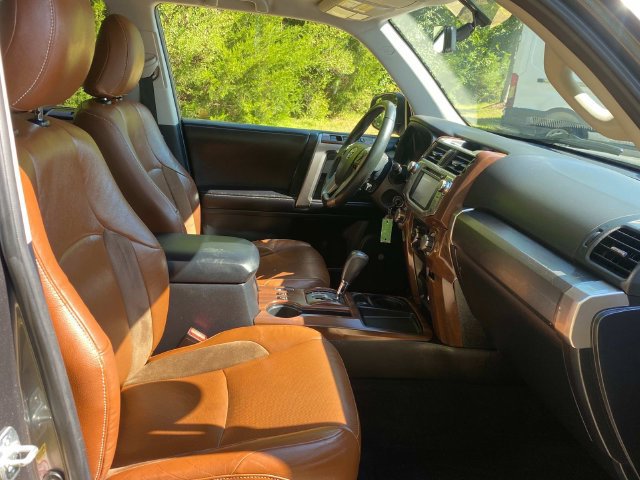 Used 2016 Toyota 4Runner SR5 RWD image 35