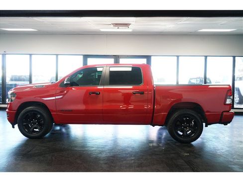 Used 2023 RAM 1500 Big Horn AWD/4WD image 4