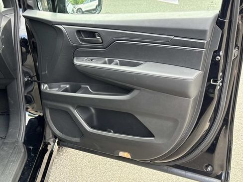 Used 2025 Honda Odyssey Sport-L image 8