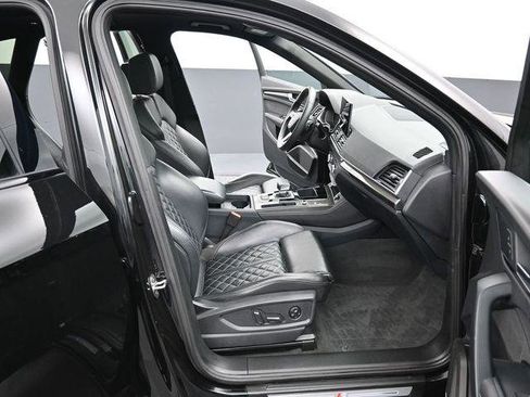 Used 2024 Audi SQ5 Premium Plus w/ Premium Plus Package image 36