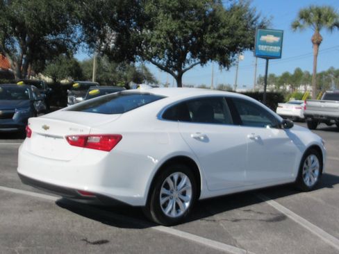 Used 2025 Chevrolet Malibu LT image 5
