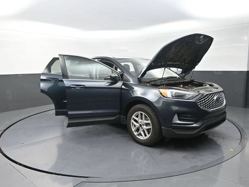 Used 2024 Ford Edge SEL AWD/4WD image 38