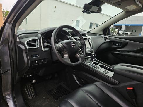 Used 2023 Nissan Murano SV FWD image 12