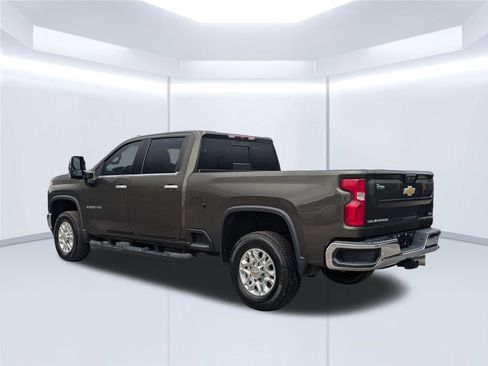 Used 2023 Chevrolet Silverado 2500 LTZ w/ LTZ Plus Package AWD/4WD image 4