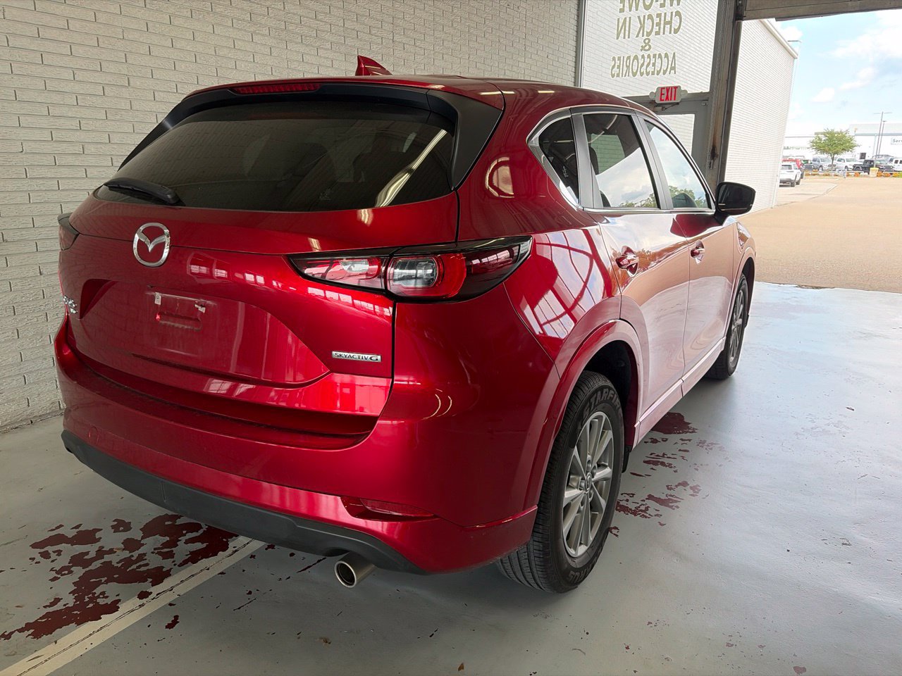 Used 2025 MAZDA CX-5 AWD 2.5 S w/ Preferred Package image 3