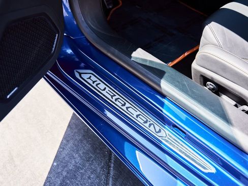 Used 2020 Lamborghini Huracan EVO AWD/4WD image 39