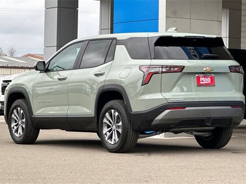 New 2026 Chevrolet Equinox LT w/ Convenience Package II image 7