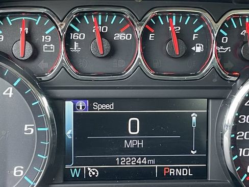 Used 2018 Chevrolet Silverado 1500 LT w/ Texas Edition RWD image 15