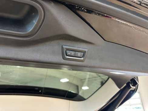 Used 2023 BMW X7 xDrive40i AWD/4WD image 54
