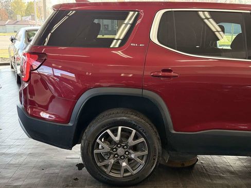 Used 2020 GMC Acadia SLE image 16