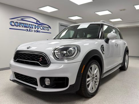 Used 2019 MINI Cooper Countryman S FWD image 1