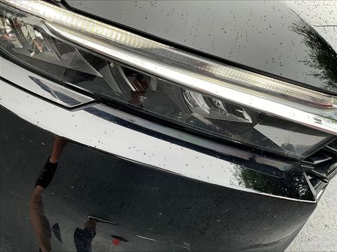 Used 2023 Honda CR-V EX image 32