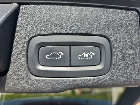 Used 2021 Volvo XC60 T5 Inscription w/ Advanced Package image 13