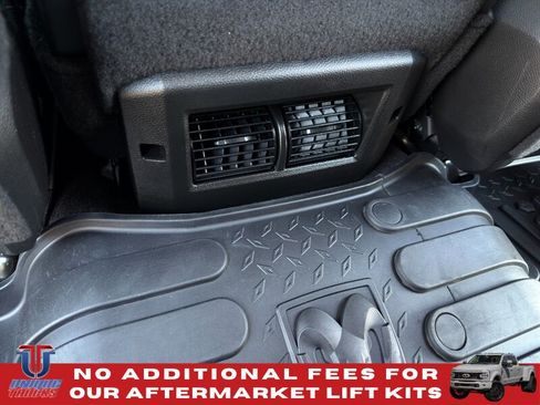 Used 2018 RAM 3500 Big Horn w/ Sport Appearance Group AWD/4WD image 34