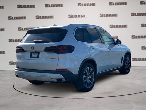 Certified 2024 BMW X5 xDrive40i w/ Premium Package AWD/4WD image 5