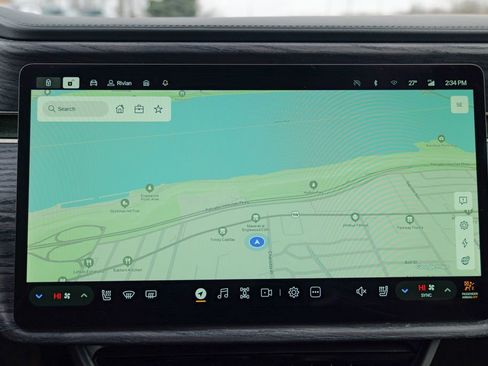 Used 2022 Rivian R1T Adventure image 54