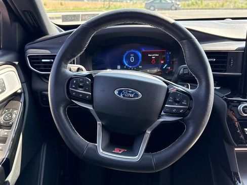 Used 2023 Ford Explorer ST w/ Equipment Group 401A AWD/4WD image 22