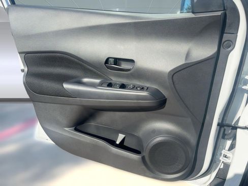 New 2025 Nissan Kicks Play S image 20