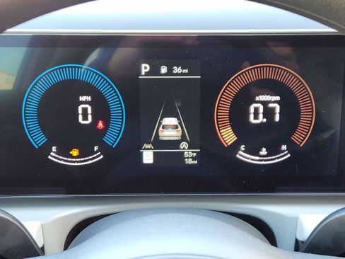 New 2026 Hyundai Tucson SE image 12