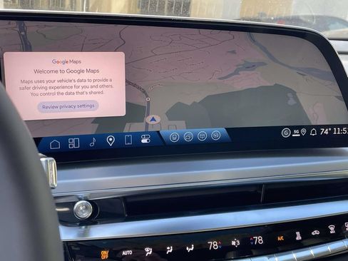 New 2026 Cadillac Lyriq Premium Luxury AWD/4WD image 28