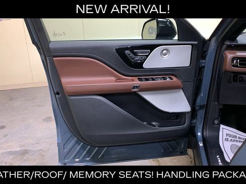 Used 2025 Lincoln Aviator Reserve w/ Equipment Group 201A AWD/4WD image 32