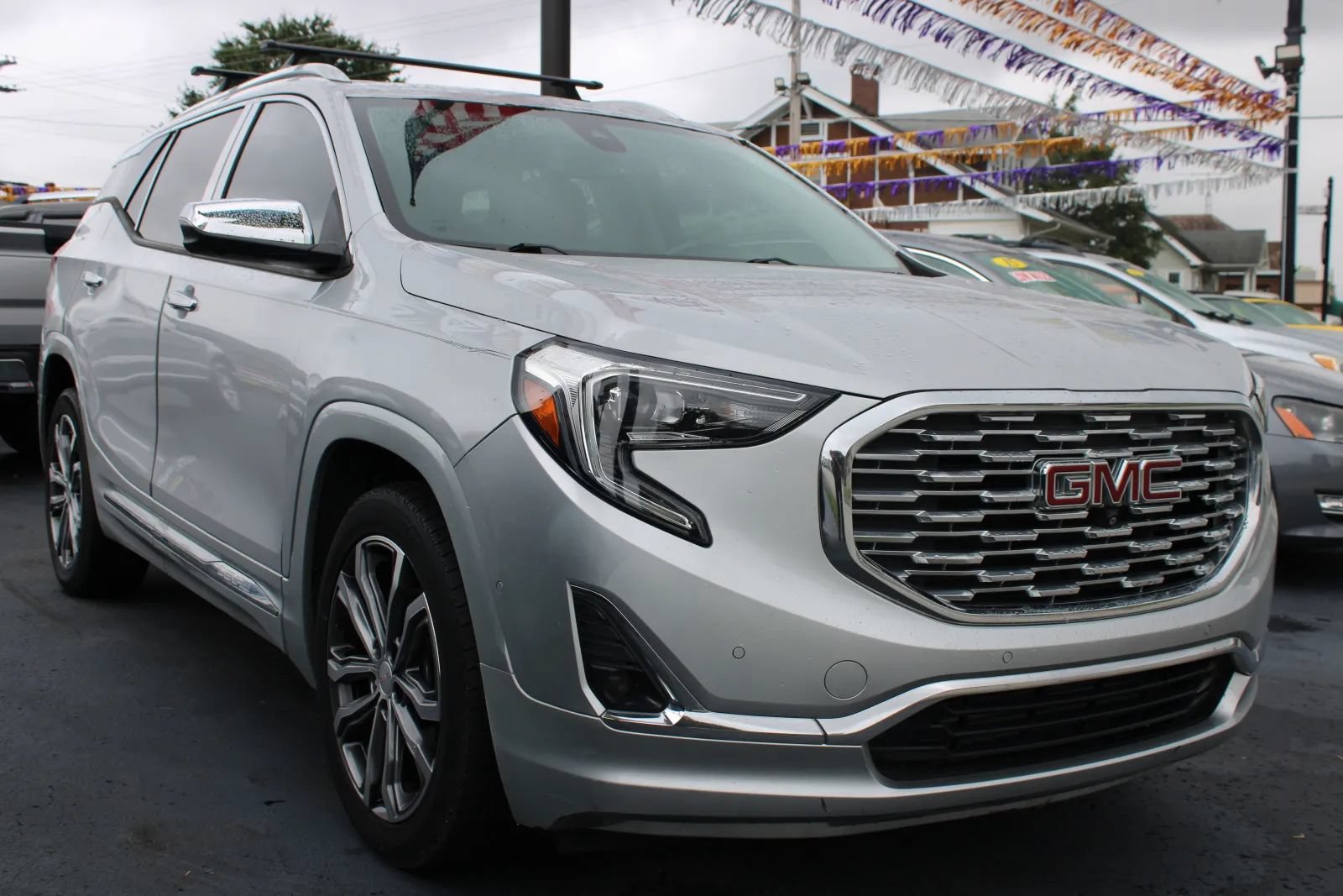 Used 2019 GMC Terrain Denali w/ Advanced Safety Package FWD image 5