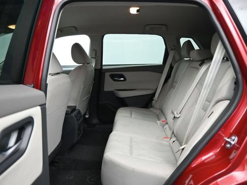 Used 2025 Nissan Rogue SV AWD/4WD image 27