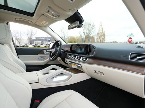 New 2026 Mercedes-Benz GLE 350 4MATIC image 41