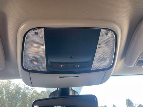 Used 2021 Dodge Durango SXT image 30