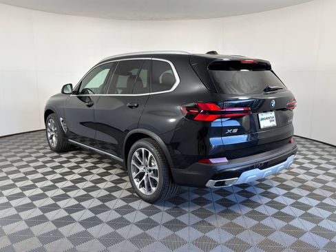 Used 2026 BMW X5 sDrive40i w/ Premium Package RWD image 3