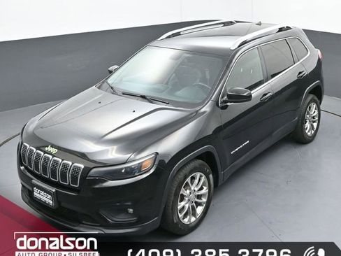 Used 2019 Jeep Cherokee Latitude Plus image 19