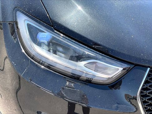 Used 2023 Chrysler Pacifica Touring-L FWD image 29