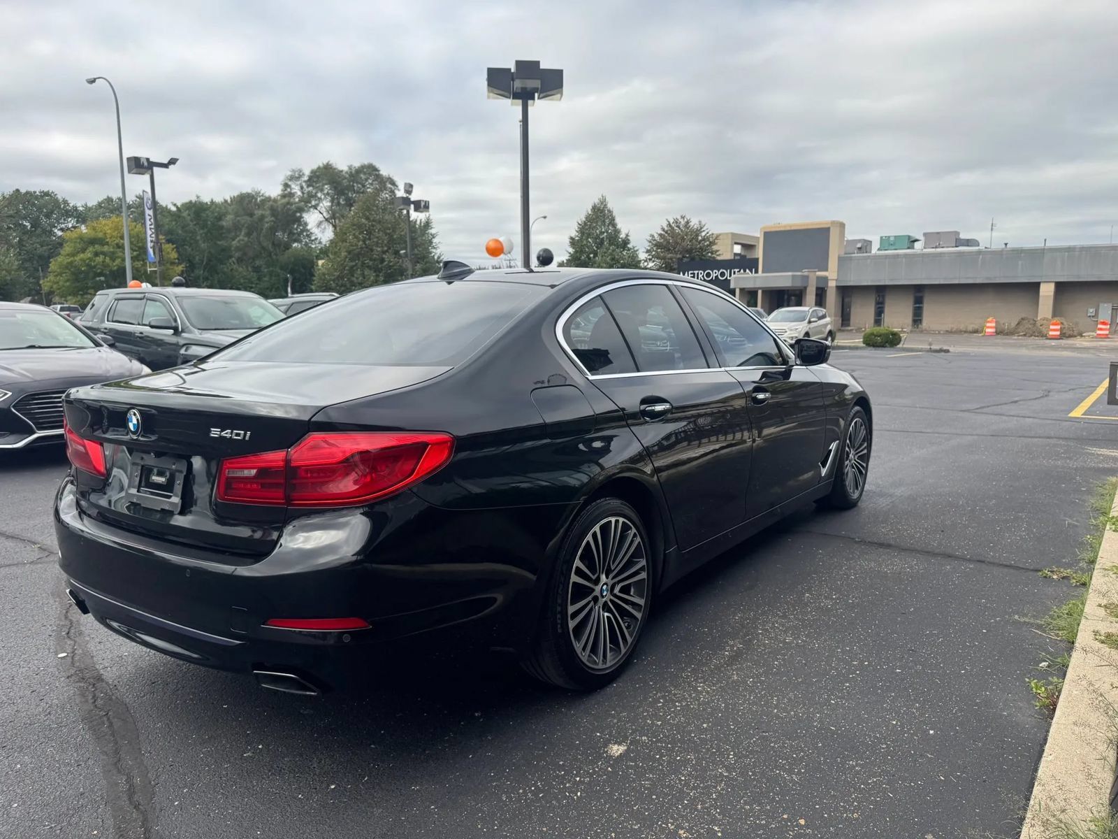 Used 2017 BMW 540i RWD image 7