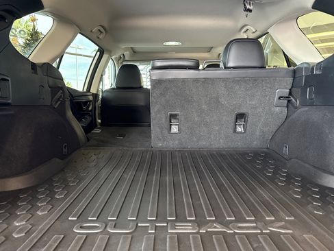 Used 2020 Subaru Outback Limited XT image 14