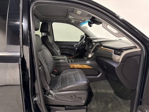 Used 2015 GMC Yukon Denali w/ Premium Package image 23