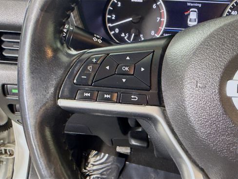 Used 2022 Nissan Sentra SV image 14