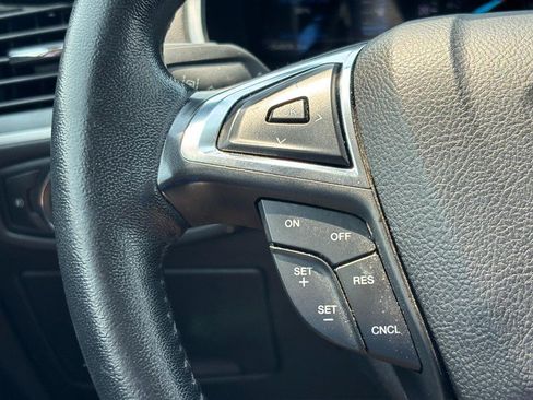 Used 2021 Ford Edge SEL w/ Convenience Package AWD/4WD image 19