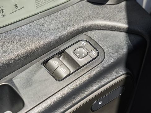 Used 2024 Mercedes-Benz Sprinter 3500 image 38