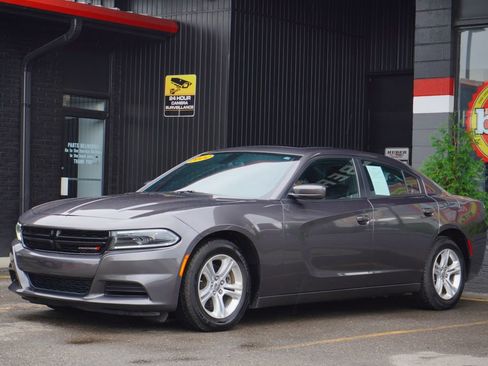 Used 2022 Dodge Charger SXT w/ Leather Interior Group image 1