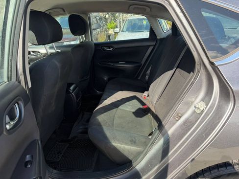 Used 2019 Nissan Sentra S FWD image 17