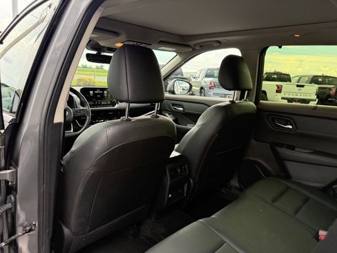 Used 2023 Nissan Rogue SL w/ SL Premium Package AWD/4WD image 8