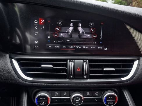 Used 2023 Alfa Romeo Giulia Veloce image 7