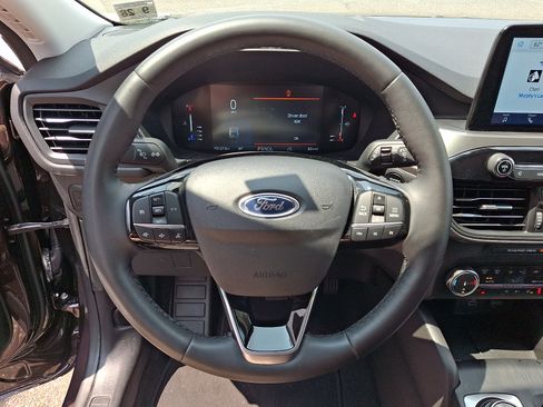 Certified 2023 Ford Escape Active w/ Cold Weather Package FWD image 23