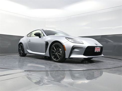 New 2025 Toyota GR86 Premium image 23