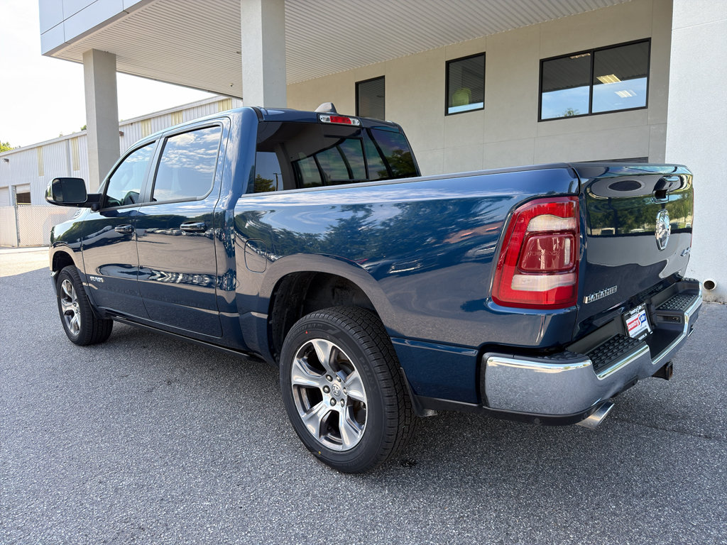 Used 2023 RAM 1500 Laramie AWD/4WD image 7