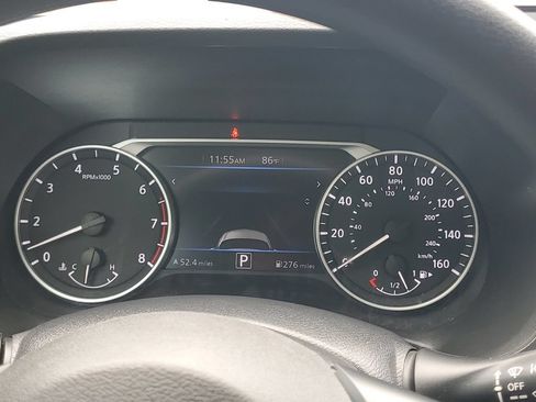 Used 2024 Nissan Sentra SV FWD image 20
