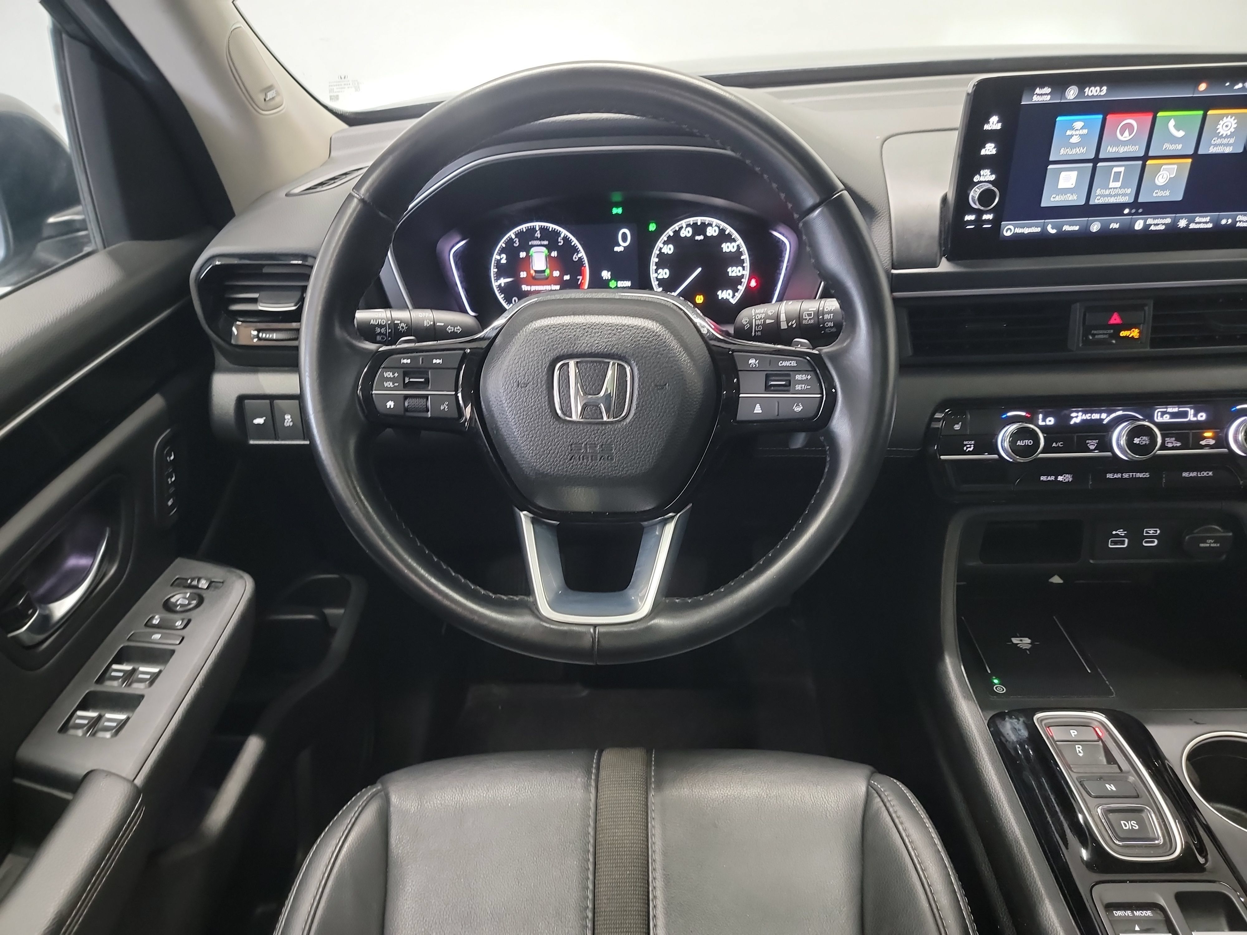 Certified 2025 Honda Pilot Touring image 16