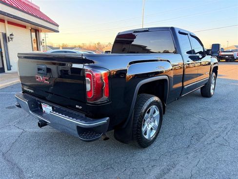 Used 2016 GMC Sierra 1500 SLT w/ Suspension Package, Off-Road image 4