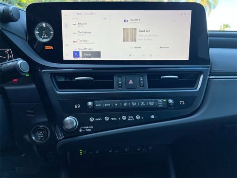 Certified 2024 Lexus ES 350 Ultra Luxury image 17